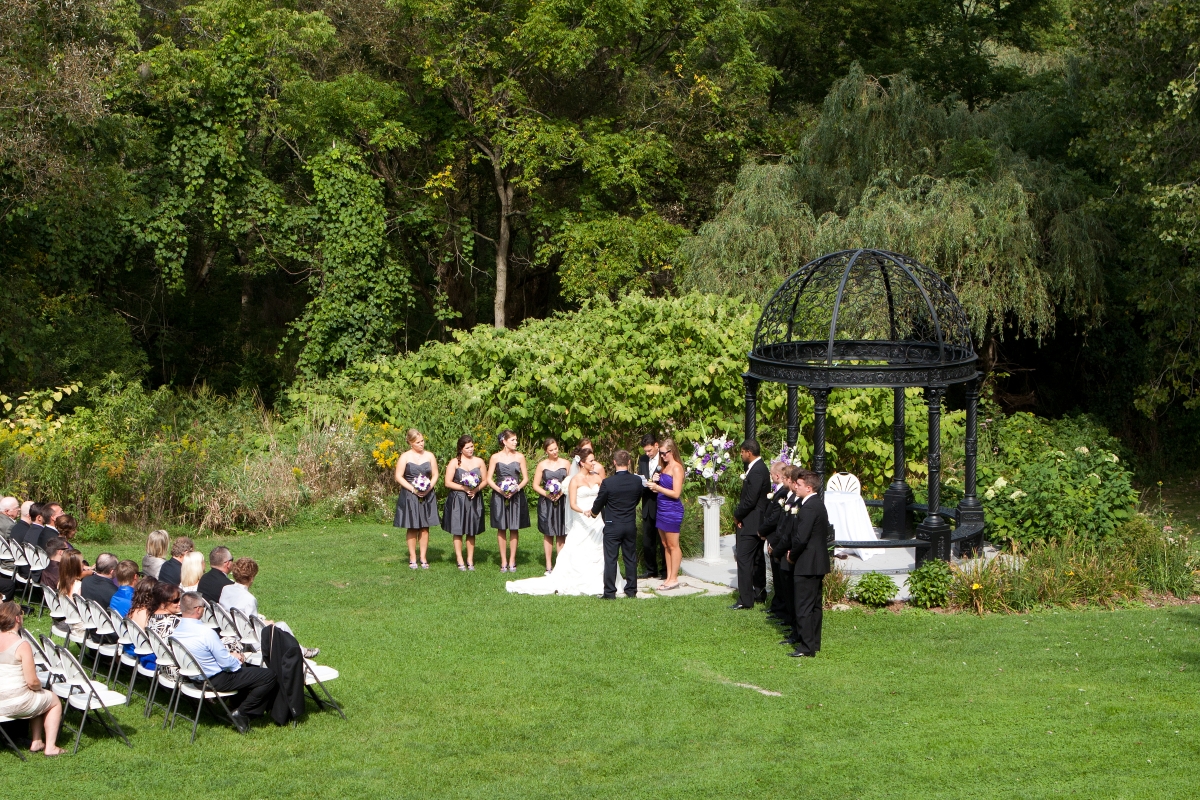 Wedding pictures Niagara on the Lake -Mirus Photography