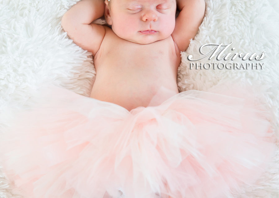 Welcome Gorgeous Grace – Niagara Newborn Photography